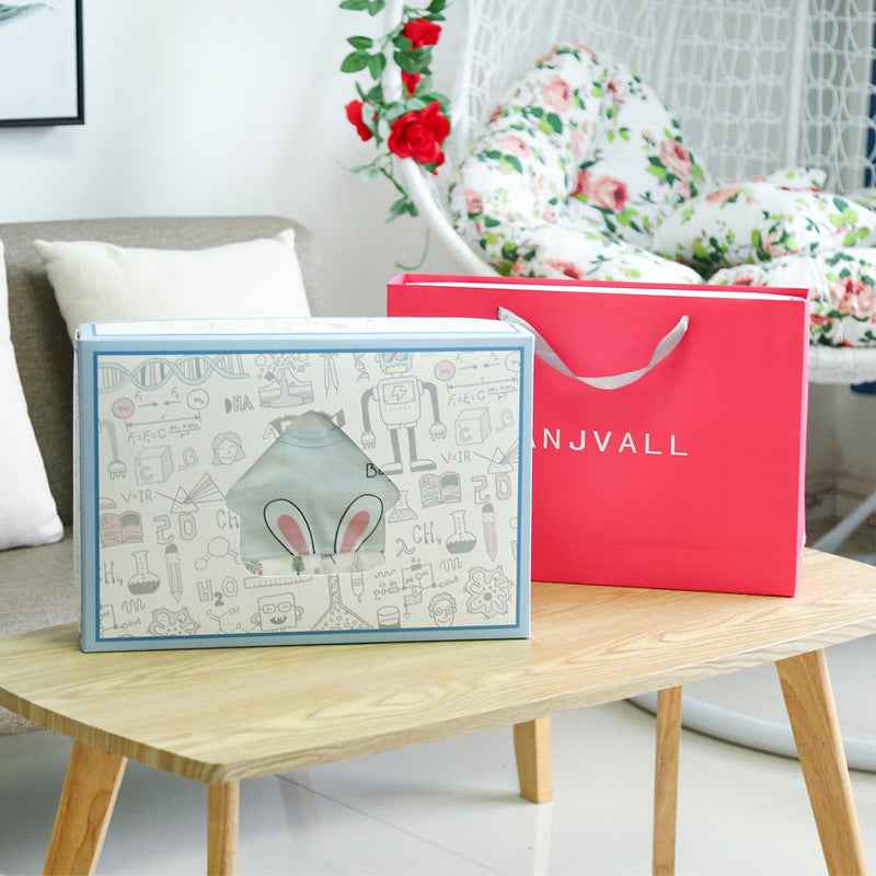 Newborn Essentials Gift Box – Complete Baby Layette Set