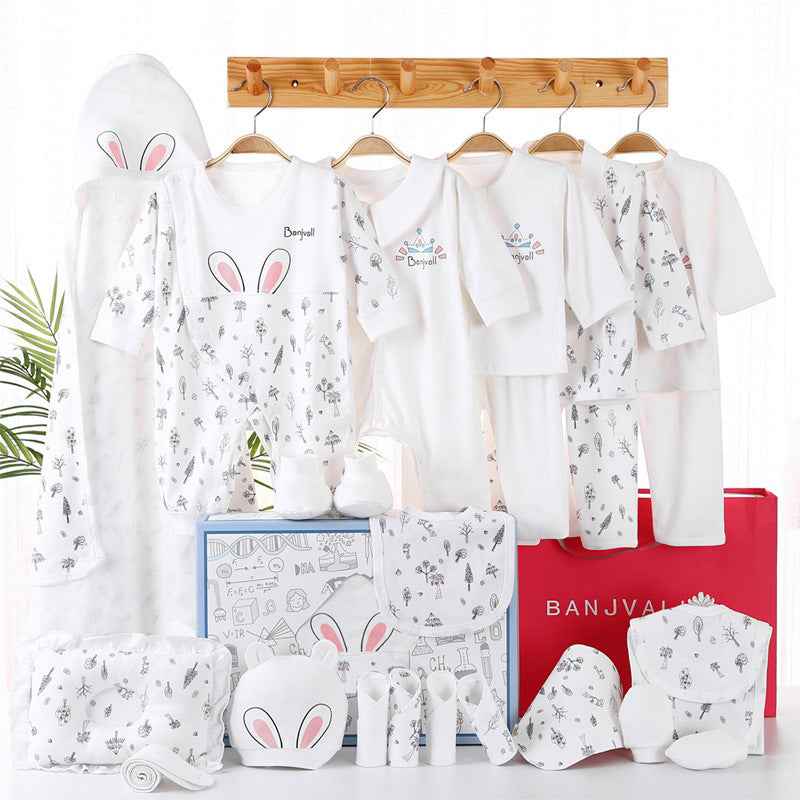 Newborn Essentials Gift Box – Complete Baby Layette Set
