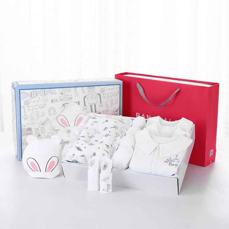 Newborn Essentials Gift Box – Complete Baby Layette Set