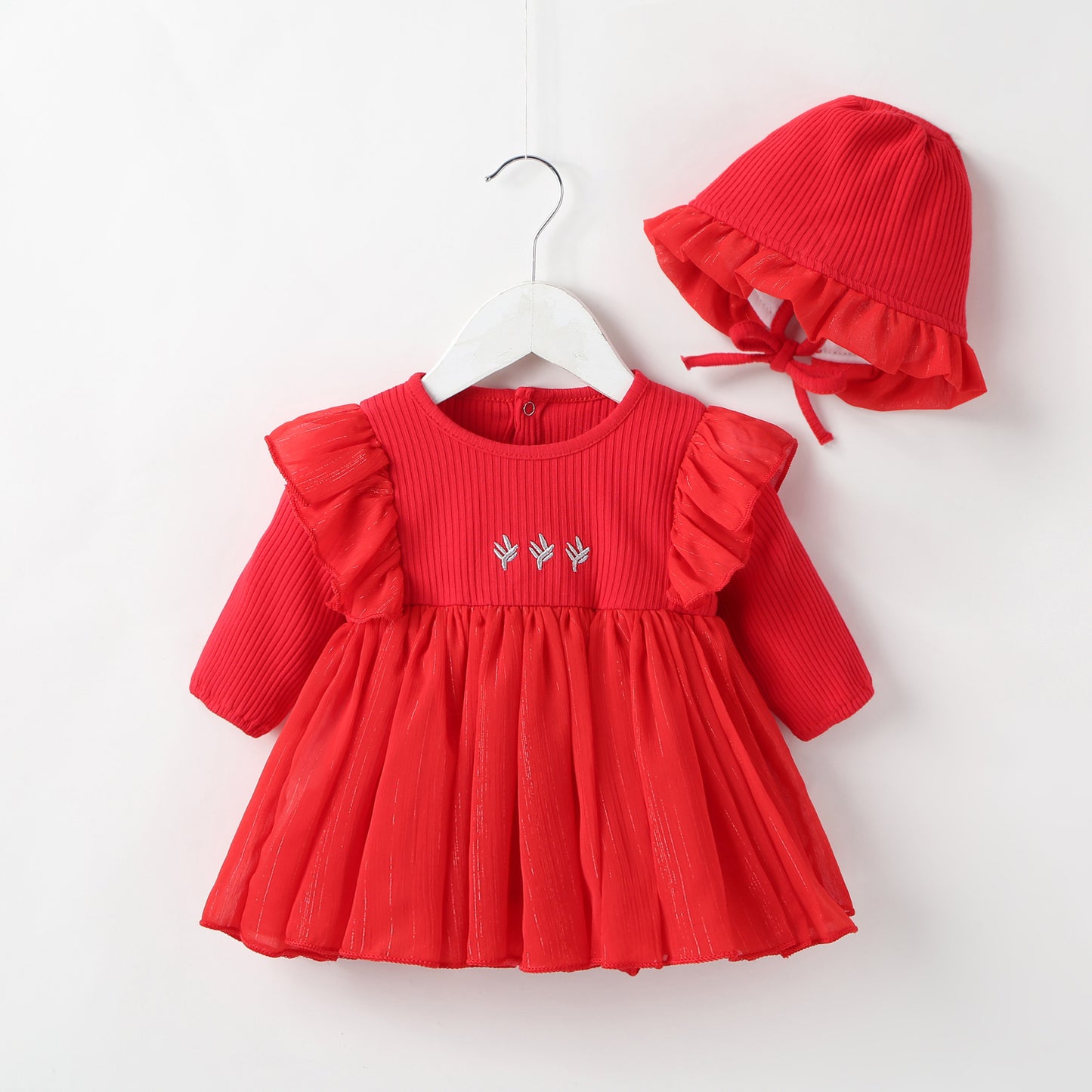 Baby Girl Romper Set – Adorable Frilly Cotton Dress Look with Bonnet