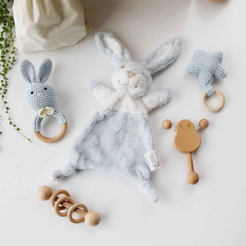 Newborn Baby Toy Ringer & Plush Gift Set – Soft & Safe Sensory Toys