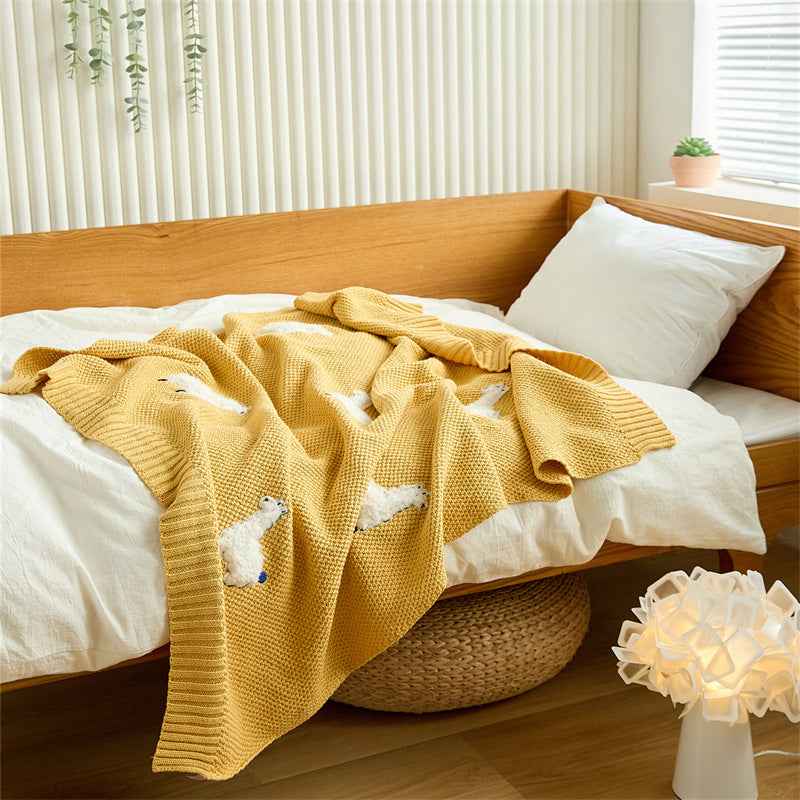 Embroidered Animal Knit Baby Blanket – Soft 3D Detail (75×100cm)