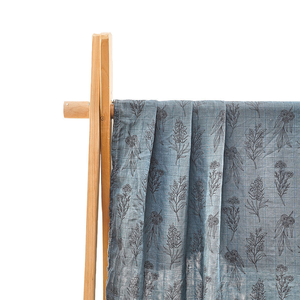 Newborn Bamboo Cotton Baby Blanket – Soft Muslin Wrap (120×110cm)